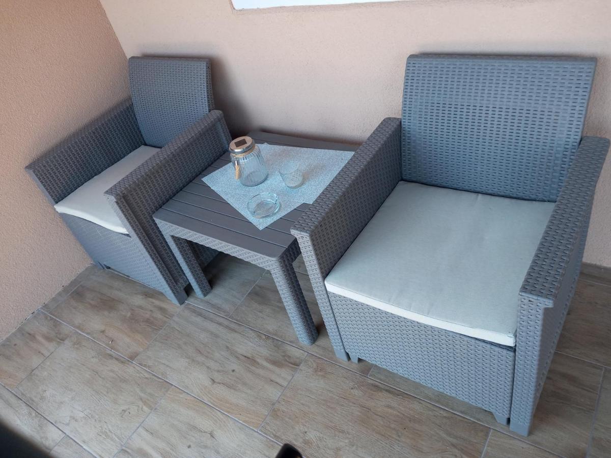 Erna Apartman ซาลาคาโรส ภายนอก รูปภาพ