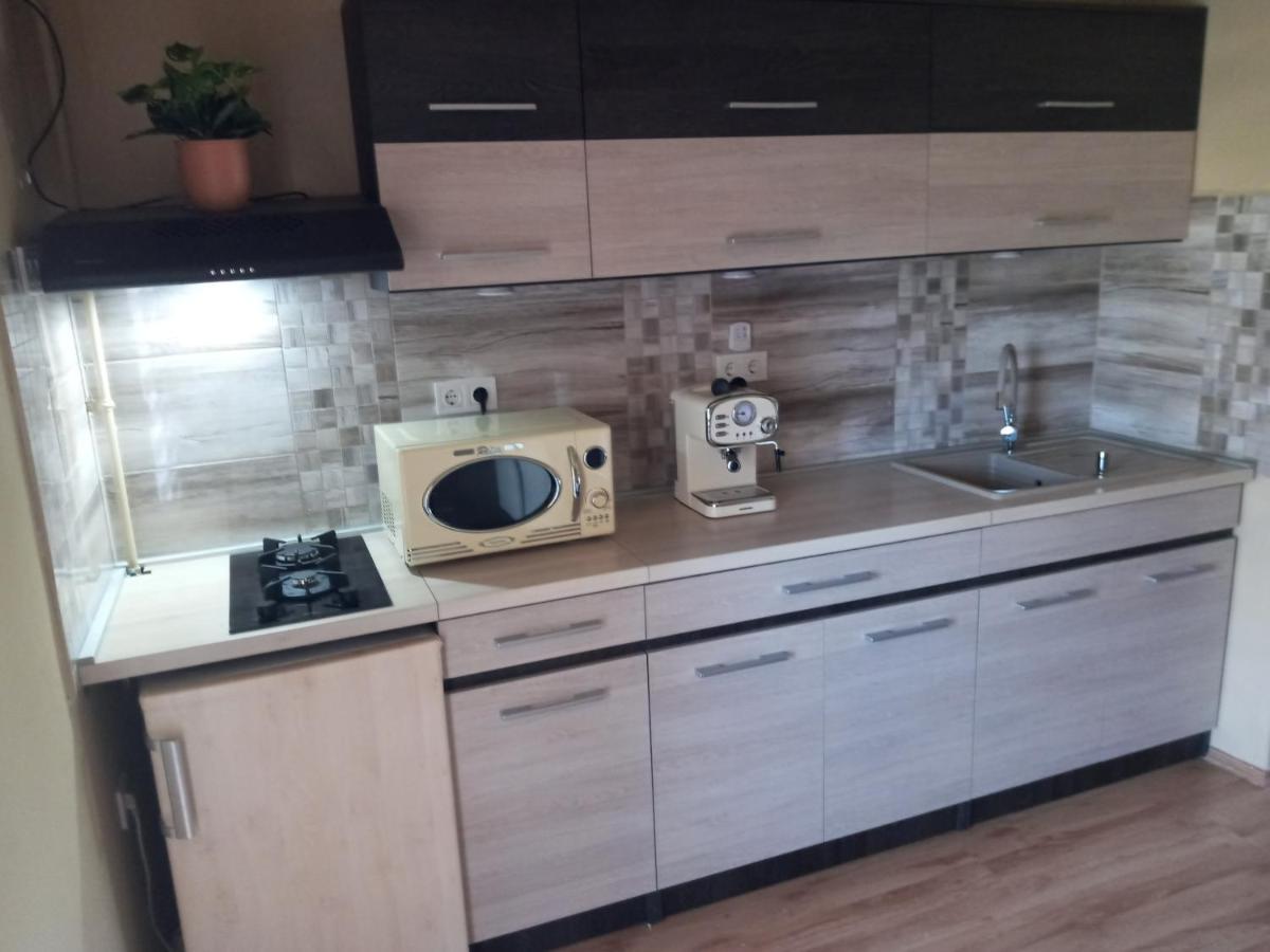 Erna Apartman ซาลาคาโรส ภายนอก รูปภาพ