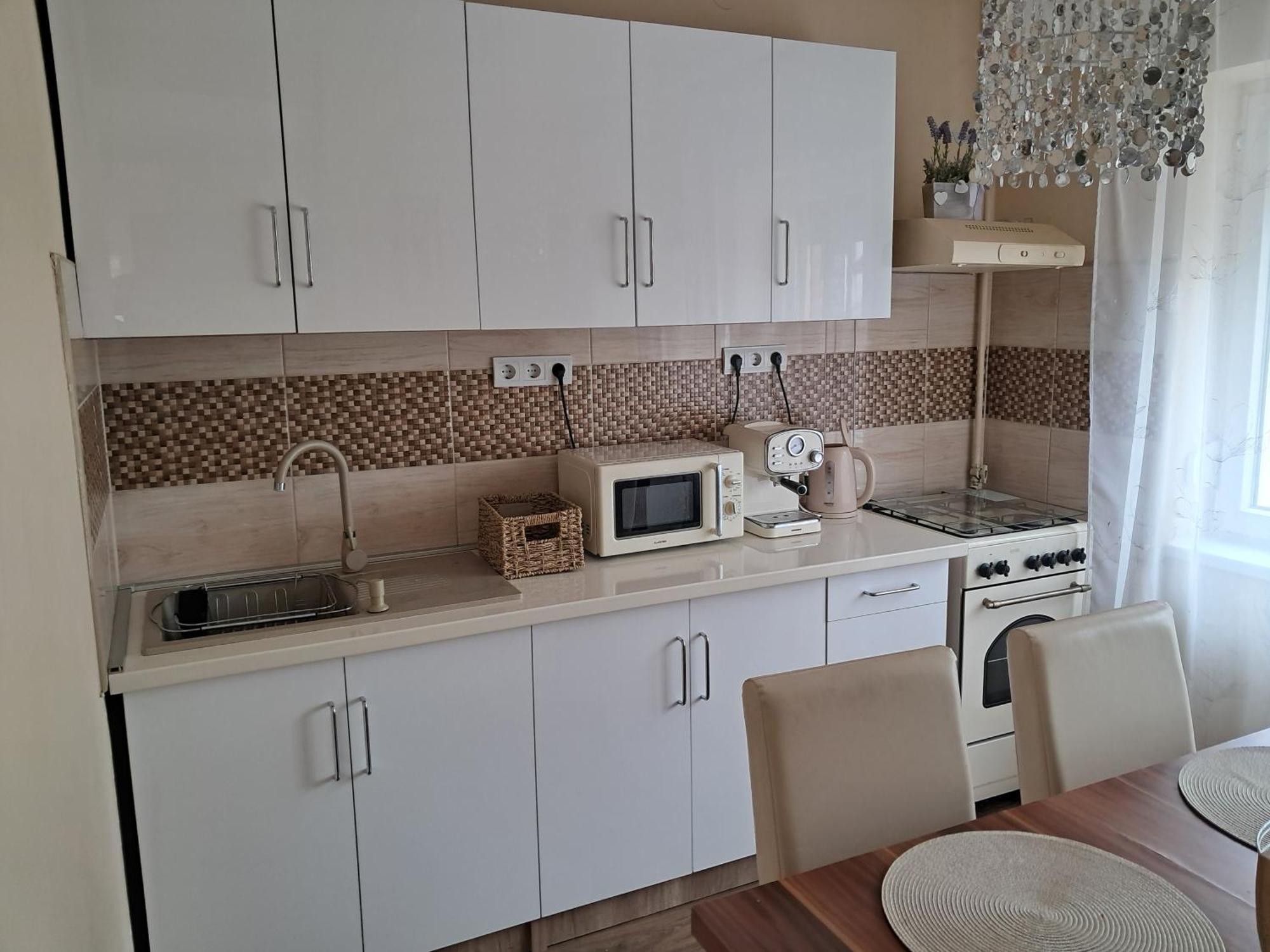 Erna Apartman ซาลาคาโรส ภายนอก รูปภาพ