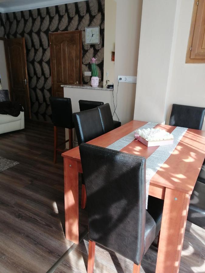 Erna Apartman ซาลาคาโรส ภายนอก รูปภาพ